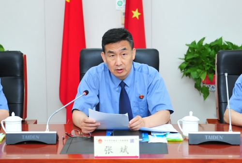 市检察院党组成员,副检察长张斌强调,全市检察机关要以此次检察开放日